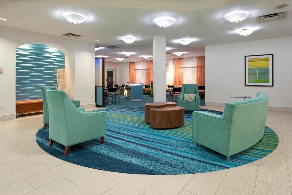 SpringHill Suites Portland Airport Main image 2